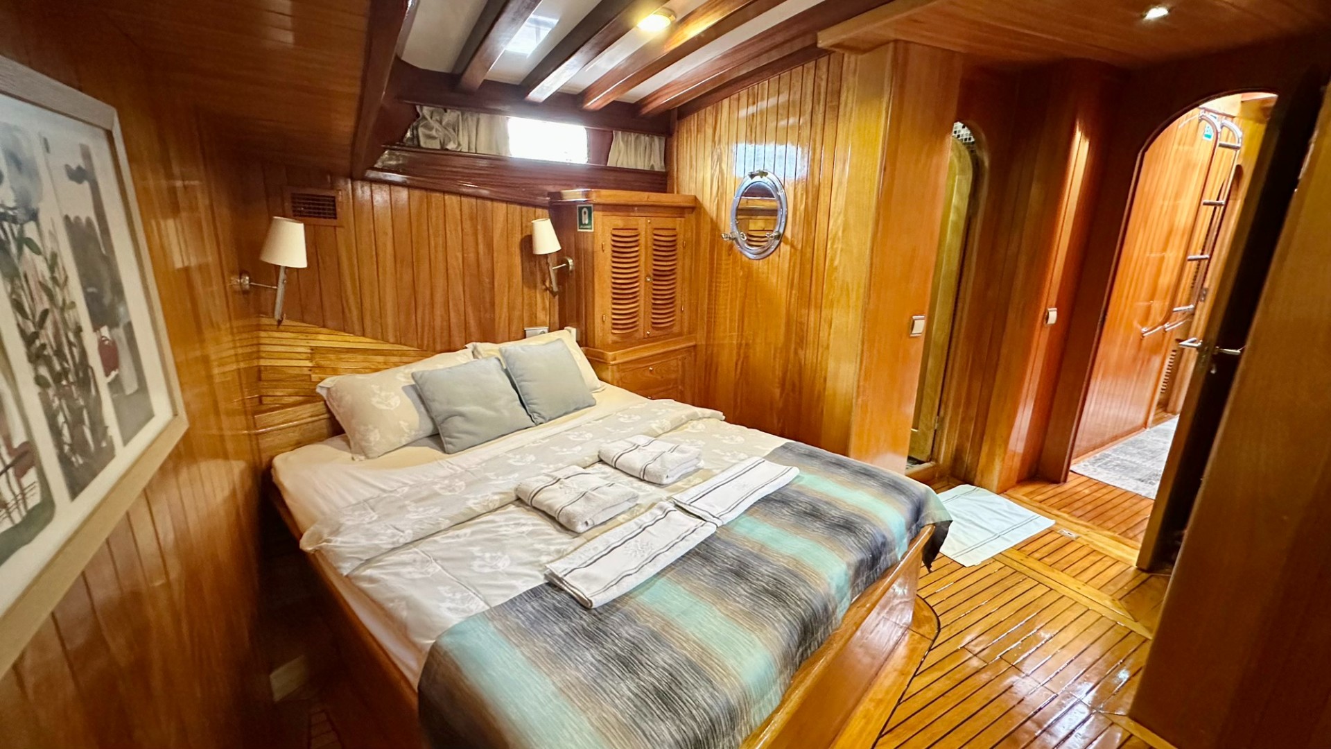 fortuna_luxury_gulet_-_master_doubloe_cabin_1