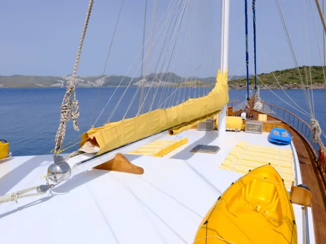 parss_luxury_gulet_-_deck_2