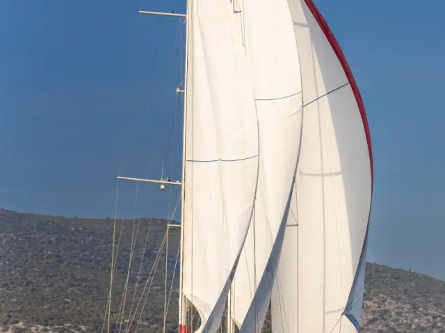 contact-yachts-casa-dell-arte_0004