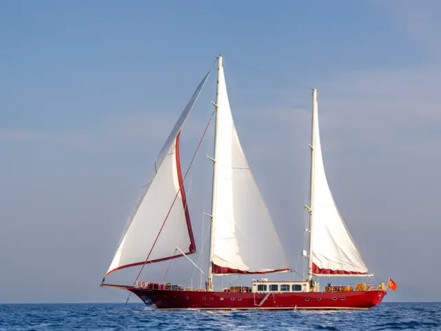 contact-yachts-casa-dell-arte_0005