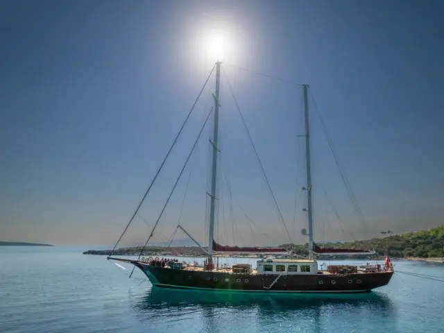 contact-yachts-casa-dell-arte_0012