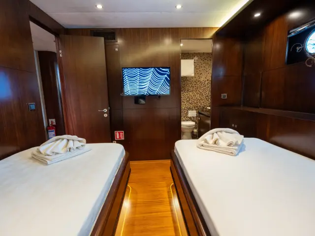 contact-yachts-casa-dell-arte_0020