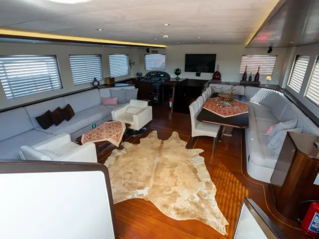 contact-yachts-casa-dell-arte_0022