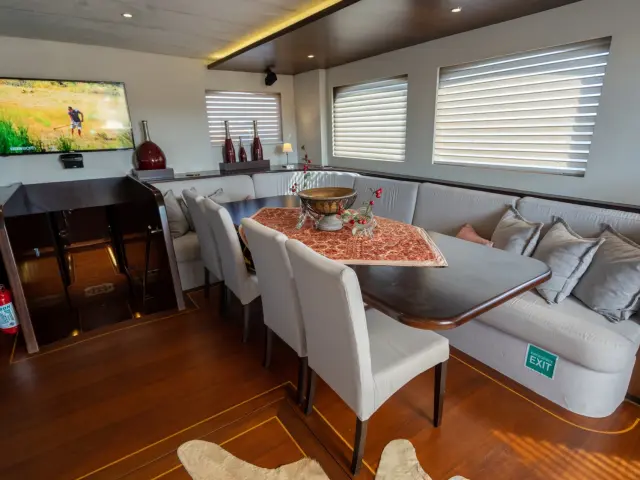 contact-yachts-casa-dell-arte_0031