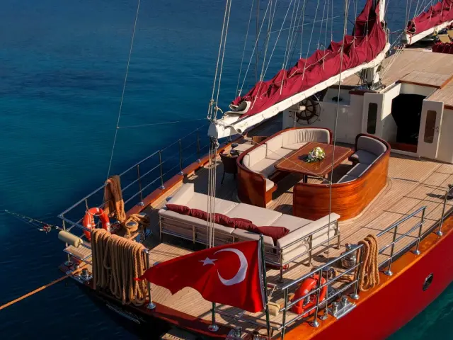 contact-yachts-casa-dell-arte_0046