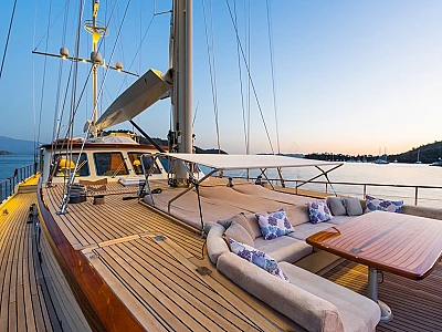 contact-yachts-daima_0005