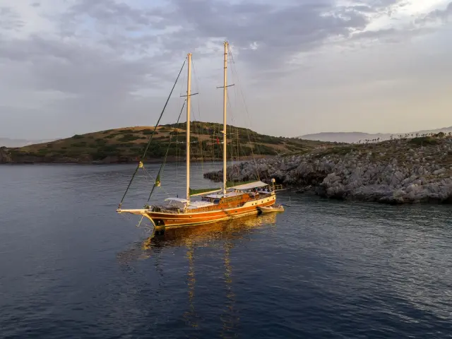 contact-yachts-ecce-navigo-048