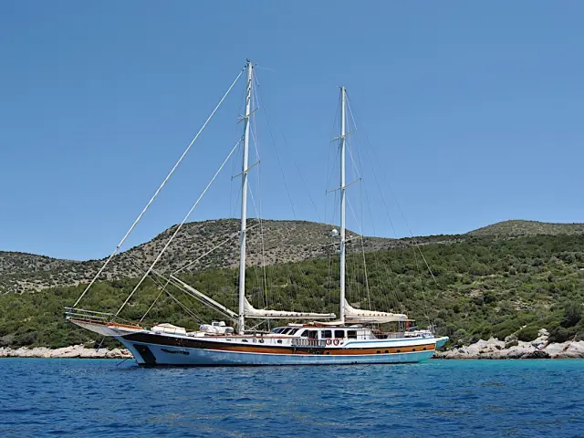 CANER IV luxury gulet for cruise in Turkey