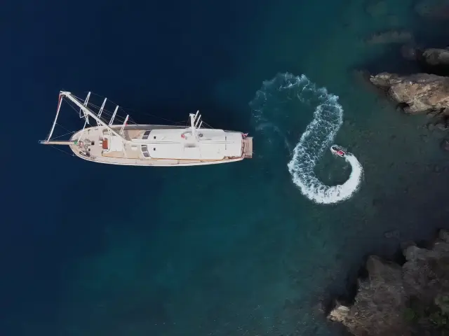 contact-yachts-daima_0008