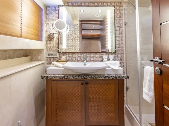 contact-yachts-daima_0011