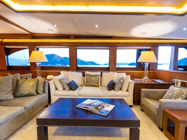 contact-yachts-daima_0020