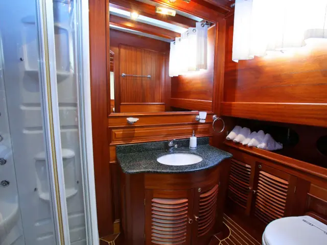 KAYA GUNERI IV Gulet for 12 Guests | Top Wooden Yacht in Turkey