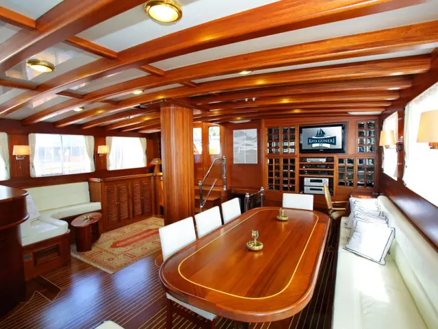 KAYA GUNERI IV Gulet for 12 Guests | Top Wooden Yacht in Turkey