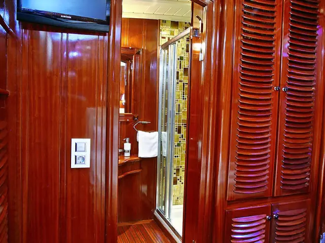 KAYA GUNERI PLUS Gulet with 6 cabins for 12 guests for charter in Turkey