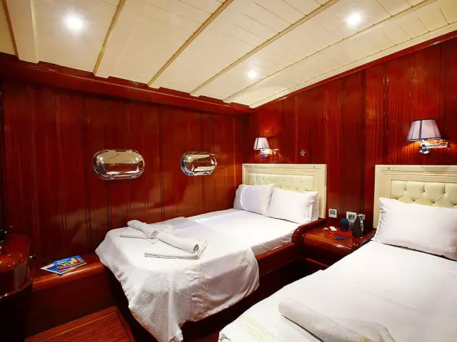 KAYA GUNERI PLUS Gulet with 6 cabins for 12 guests for charter in Turkey