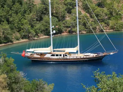 KAYA GUNERI V luxury gulet for private charter in Marmaris, Bodrum, Gocek, Fethiye