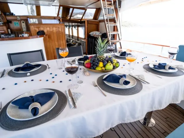 gulet-white-swan-020