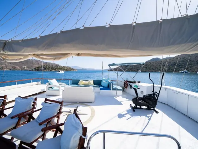 gulet-white-swan-025