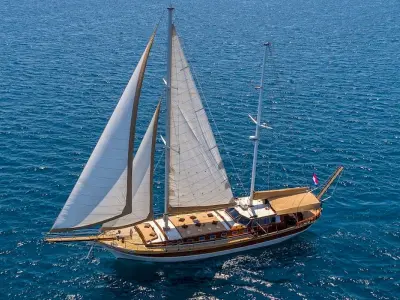 Elegant sailing experience with gulet ANGELICA in Croatia