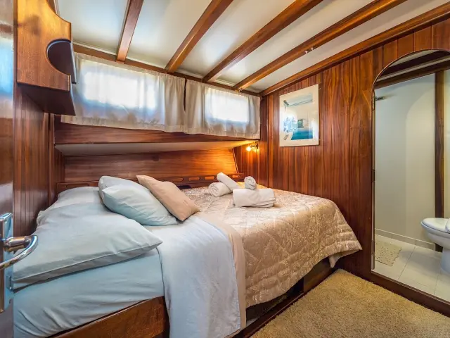 Elegant sailing experience with gulet ANGELICA in Croatia