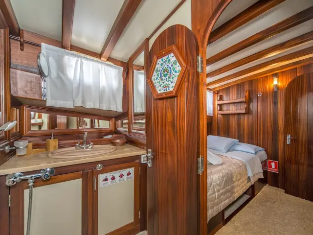 Elegant sailing experience with gulet ANGELICA in Croatia