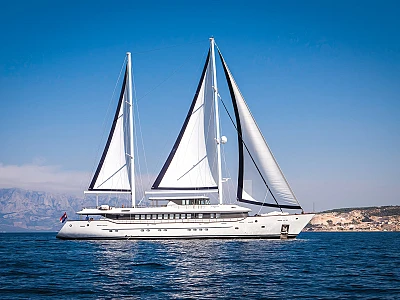 contact-yachts-aiaxaia-008