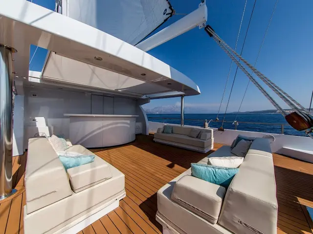 AIAXAIA Super Luxury Yacht Vacation in Croatia