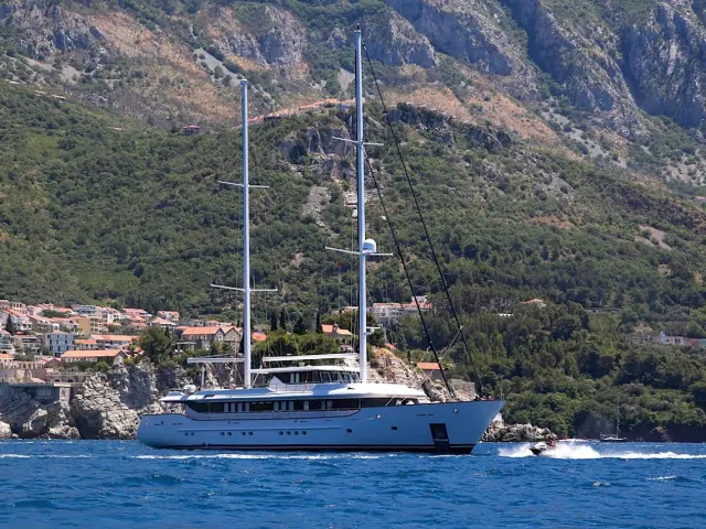 AIAXAIA Super Luxury Yacht Vacation in Croatia