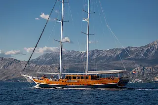 STELLA MARIS luxury gulet for 16 guests in Croatia