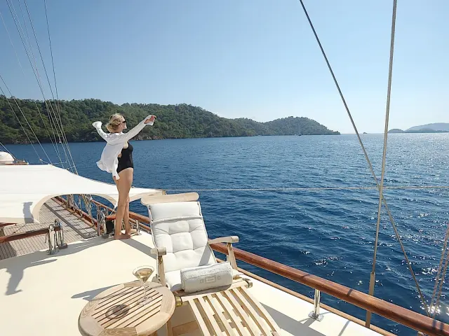 contact-yachts-mare-nostrum-024