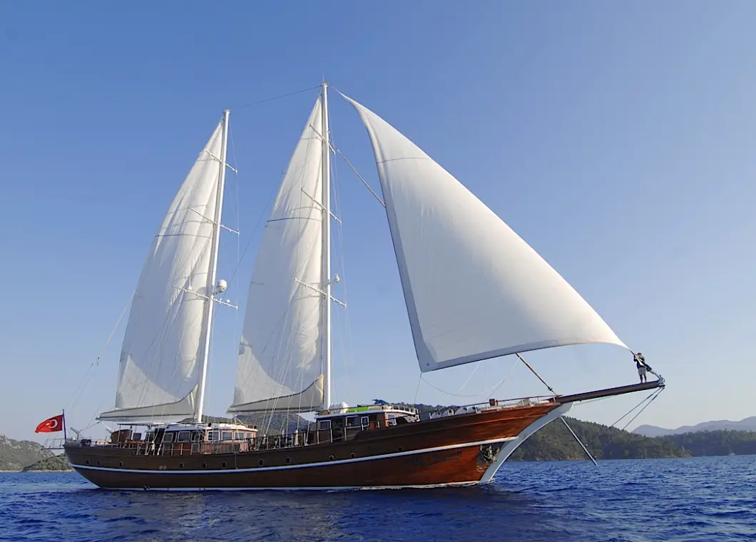 MARE NOSTRUM gulet for 10 people to cruise in Turkey