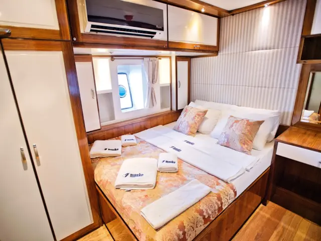 contact-yachts-maske-2_0006