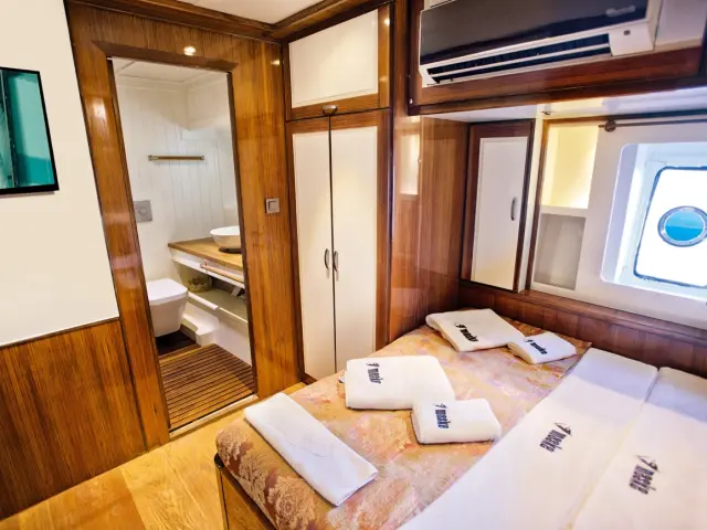 contact-yachts-maske-2_0009