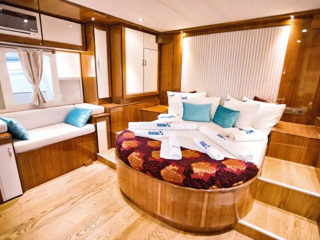 contact-yachts-maske-2_0020