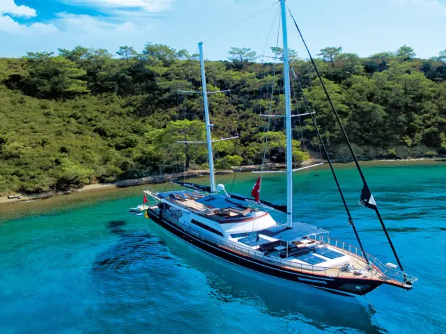 contact-yachts-maske-2_0025