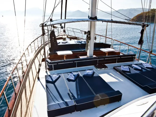 contact-yachts-maske-2_0026