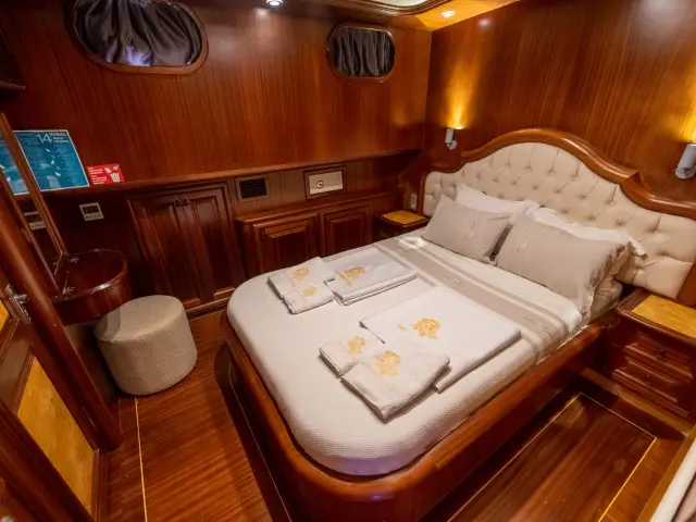 contact-yachts-kaptan-mehmet-bugra_0049