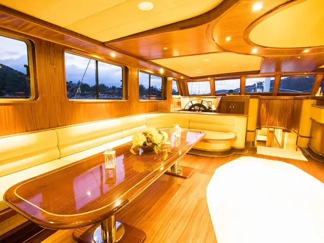 Bodrum yacht charter with gulet NEVRA QUEEN