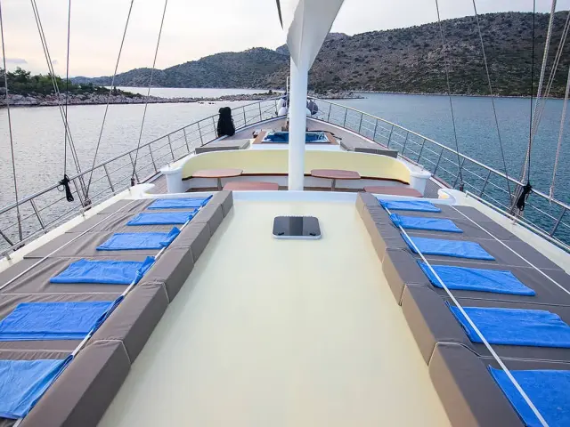 Bodrum yacht charter with gulet NEVRA QUEEN