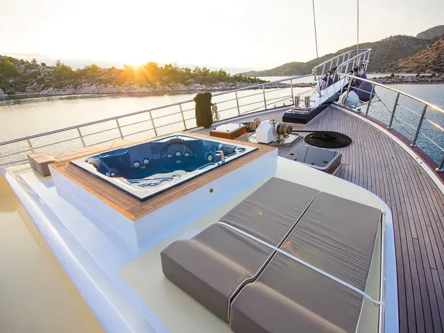 Bodrum yacht charter with gulet NEVRA QUEEN