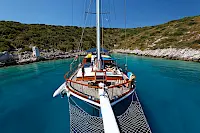 PERLA gulet is perfect for 14 people to sail in the Adriatic and enjoy summer holidays!