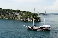 PERLA gulet is perfect for 14 people to sail in the Adriatic and enjoy summer holidays!