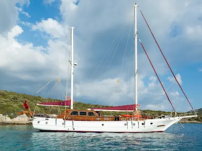 PRIMADONNA | Classic Turkish Gulet for 6 Guests | Turkish Holidays