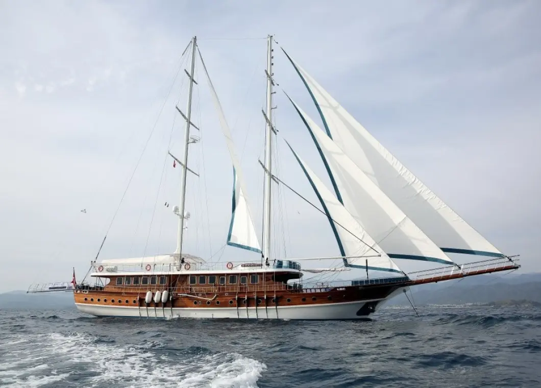 Luxury gulet QUEEN ATLANTIS for charter in Turkey and Greece