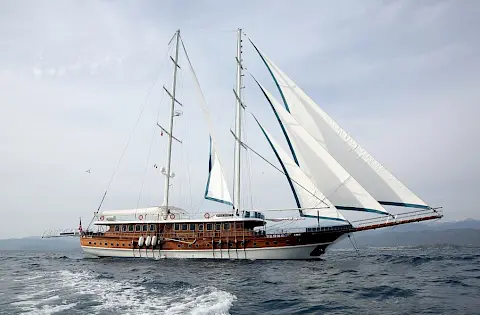 Luxury gulet QUEEN ATLANTIS for charter in Turkey and Greece