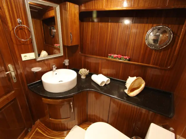 gulet-queen-lila-014