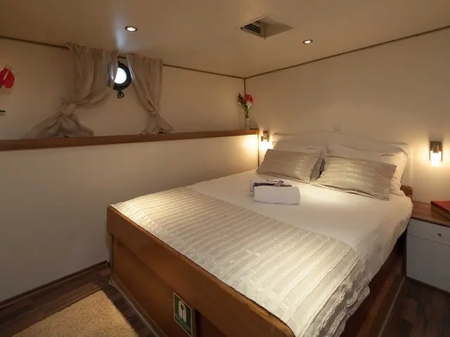 Yacht charter Croatia with Romanca | 8 cabins, 16 guests