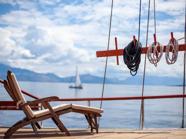 Sail with gulet ROMANCA | Amazing crew, service, and spacious decks