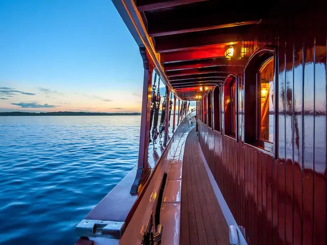 Yacht charter Croatia with Romanca | 8 cabins, 16 guests