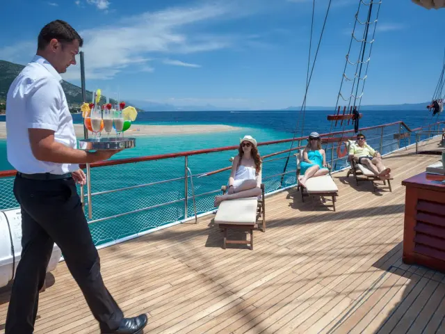 Sail with gulet ROMANCA | Amazing crew, service, and spacious decks